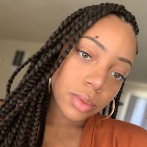 Meet your Posher, Breanna